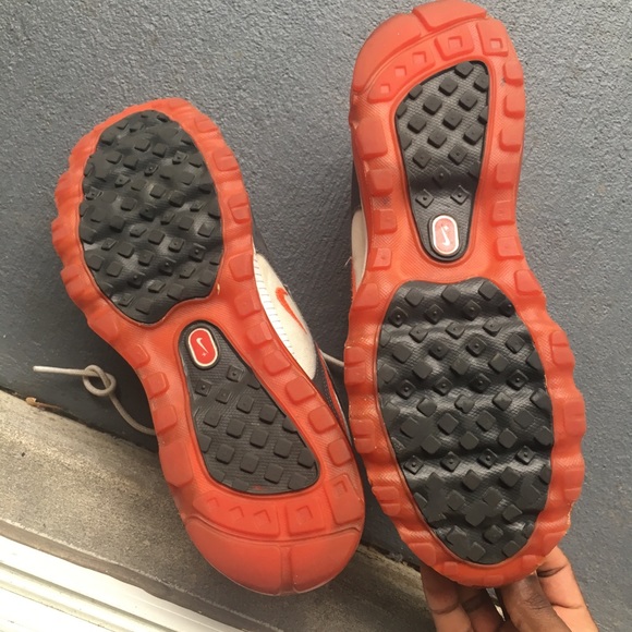 ❌SOLD❌ Orange and grey 97 Air max - Picture 2 of 4
